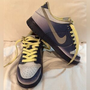 Nike Dunk Low Halloween “I Am Fearless” Sneakers - Size 6.5Y / 8W - Clean